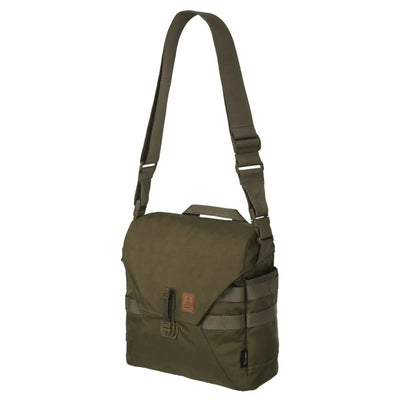 Helikon-Tex® Olivgrüne Cordura Bushcraft Haversack-Tasche mit verstellbarem Riemen und Schnallenverschluss.