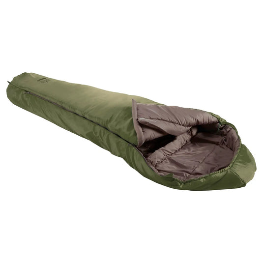 Grüner, wasserdichter Grand Canyon® Fairbanks 190 - Schlafsack im Mumienstil, teilweise geöffnet und isoliert auf weißem Hintergrund.