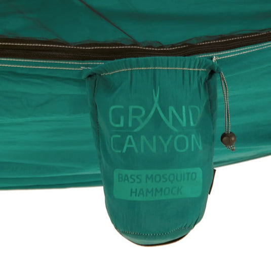 Green Grand Canyon® Bass Mosquito Hängematte mit sichtbarem Reißverschluss und Aufbewahrungstasche.