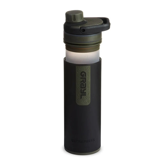 Grayl® Ultrapress Wasserfilter 500 ml Flasche für tragbare Wasserfiltration auf weißem Hintergrund.