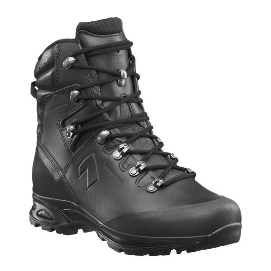 Ein einzelner schwarzer HAIX® COMMANDER GTX-Wanderstiefel mit Metallösen und einer robusten GORE-TEX-Sohle.