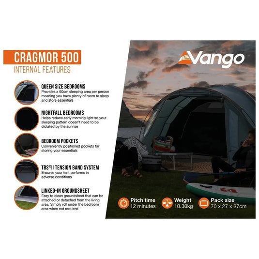 Eine Werbe-Infografik für das Vango™-Zelt „Cragmor 500“ hebt dessen Eigenschaften hervor, wie einen Schlafbereich für fünf Personen, Lights-Out-Schlafkabinen zur Reduzierung des frühen Morgenlichts und ein Spannband.